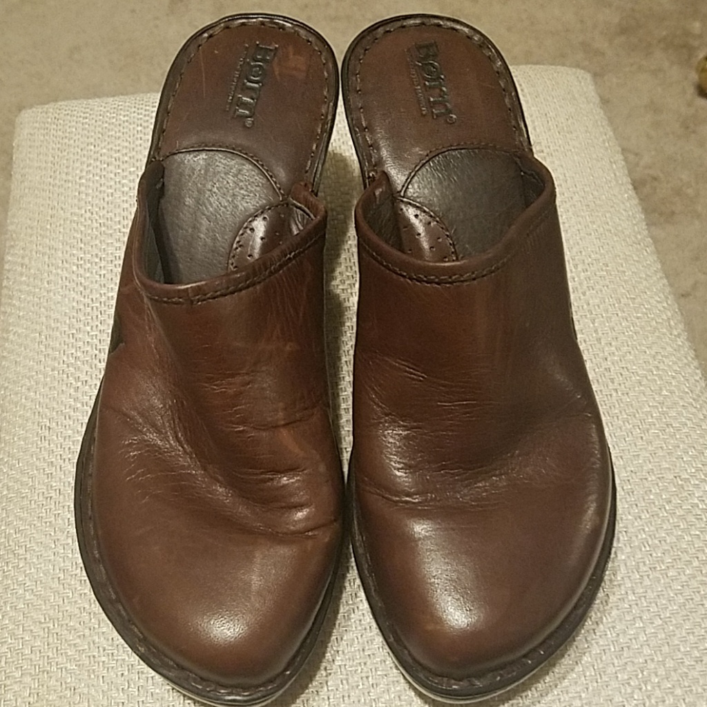 Born Clogs
